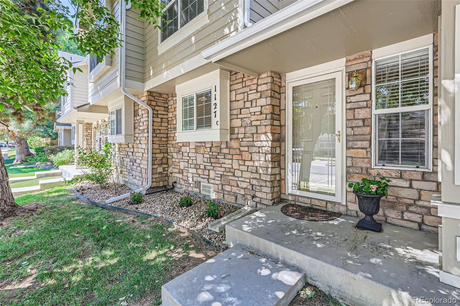 MLS Image #1 for 1127 s ventura circle c,aurora, Colorado