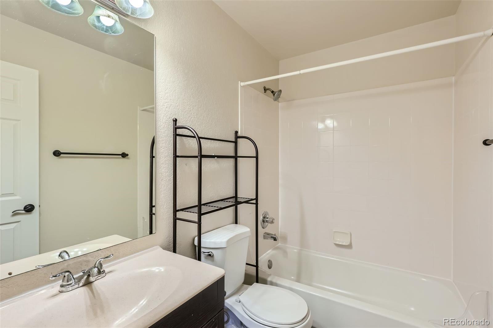MLS Image #11 for 1127 s ventura circle c,aurora, Colorado