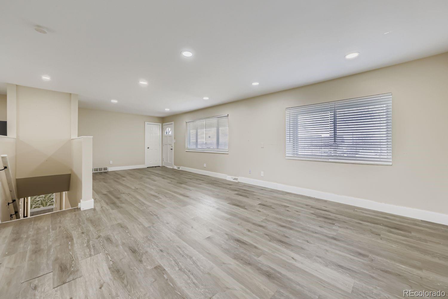 MLS Image #4 for 7868  linda circle,denver, Colorado