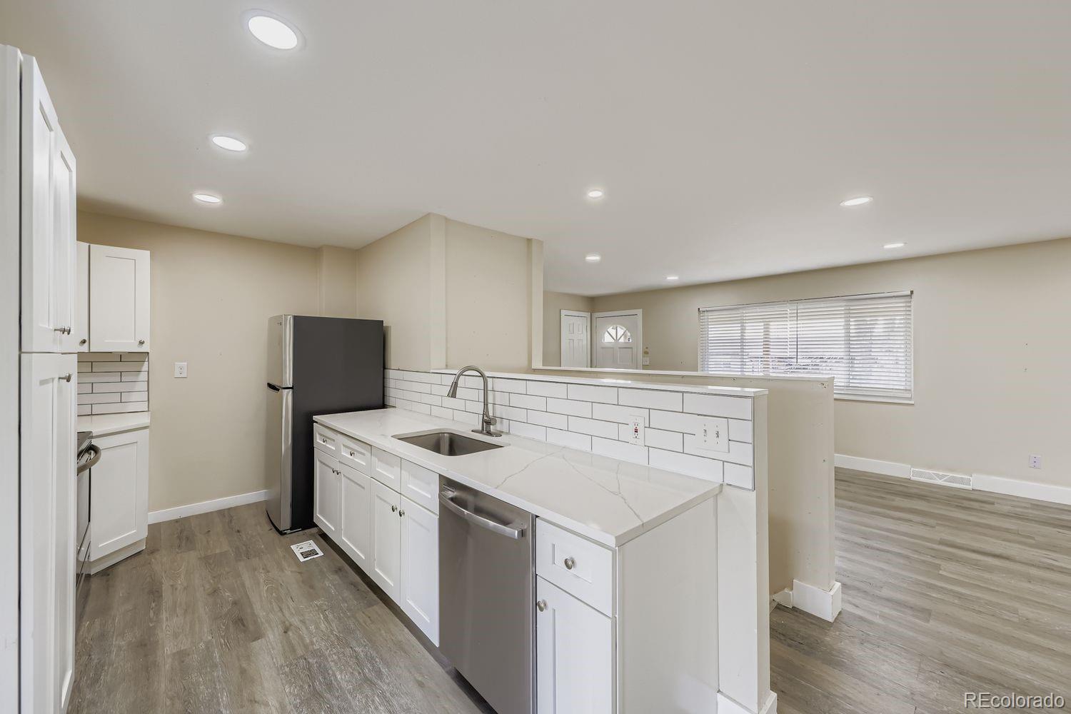 MLS Image #7 for 7868  linda circle,denver, Colorado