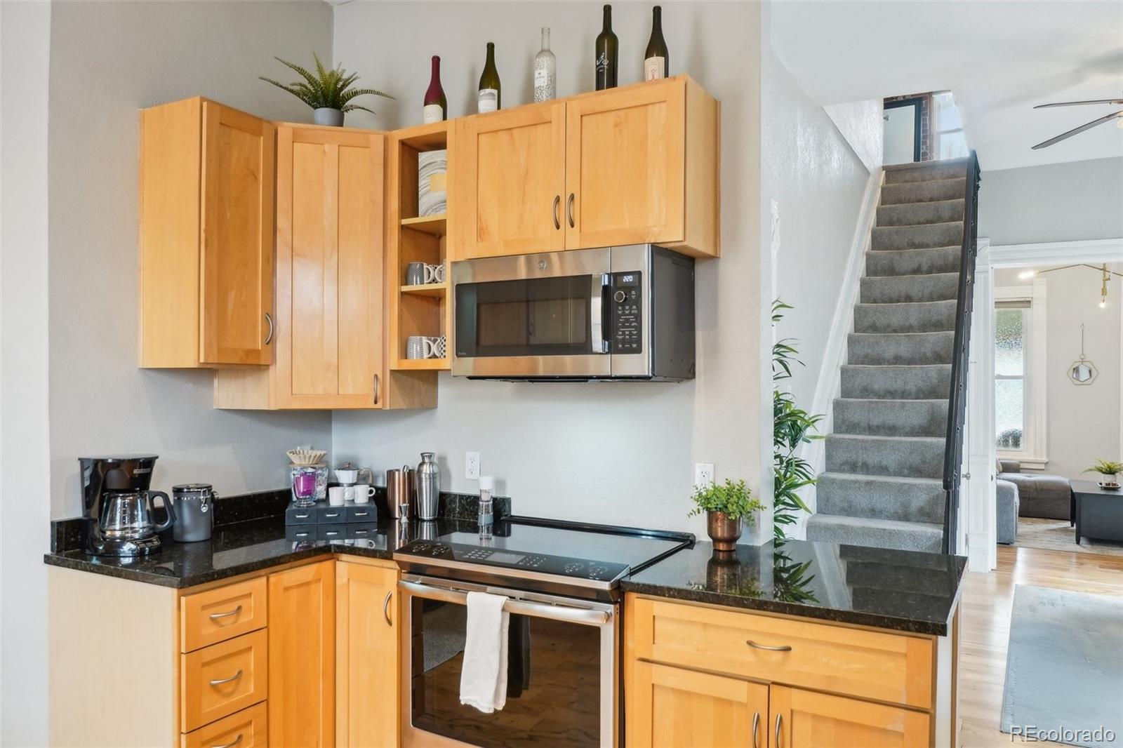 MLS Image #5 for 953  kalamath street,denver, Colorado