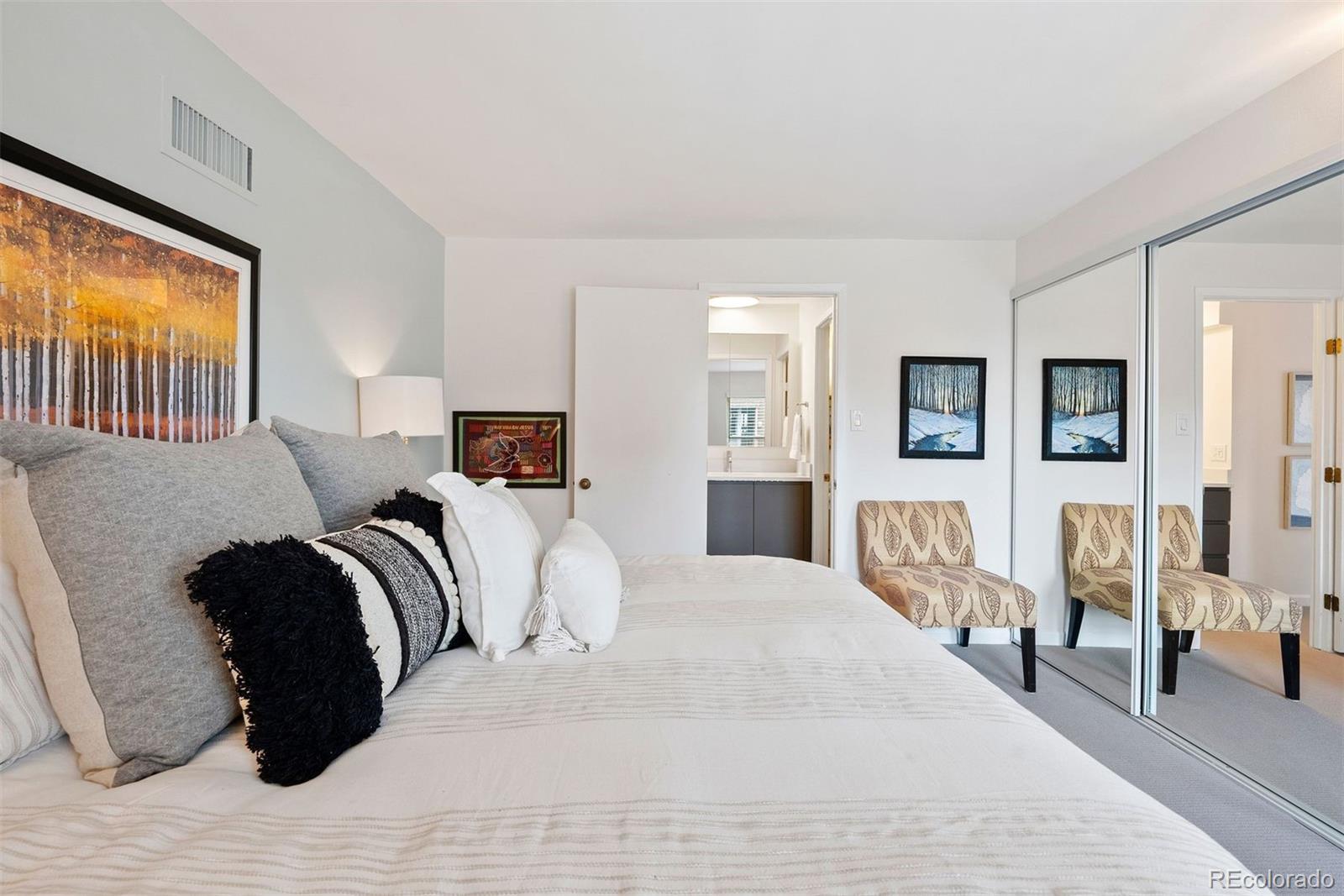 MLS Image #21 for 2  adams street 806,denver, Colorado