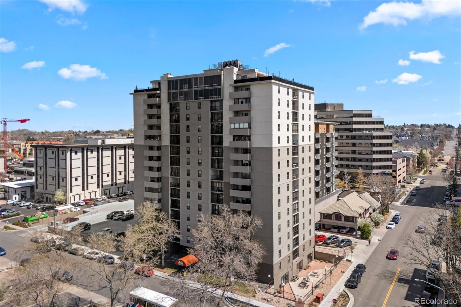 MLS Image #31 for 2  adams street 806,denver, Colorado