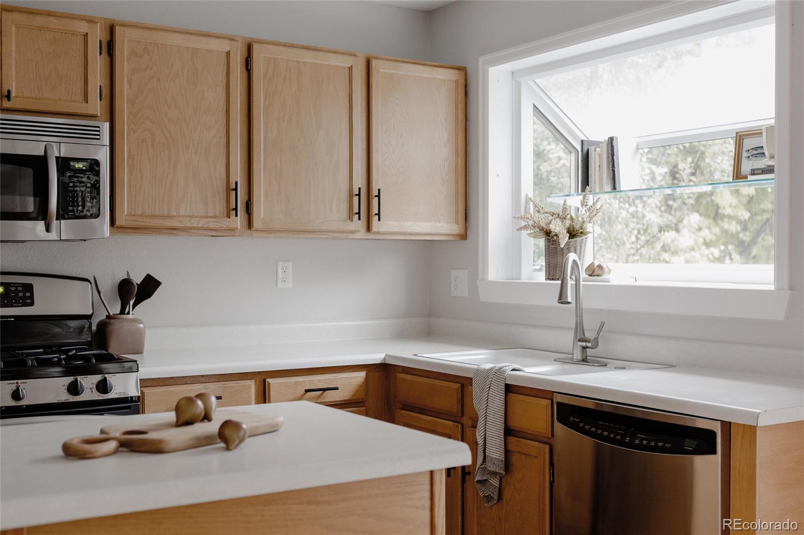MLS Image #11 for 1340  stoneham street,superior, Colorado