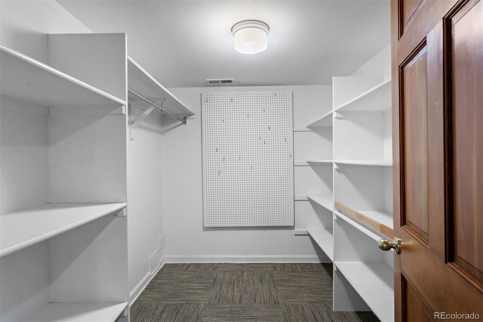 MLS Image #32 for 2210 s joliet way,aurora, Colorado