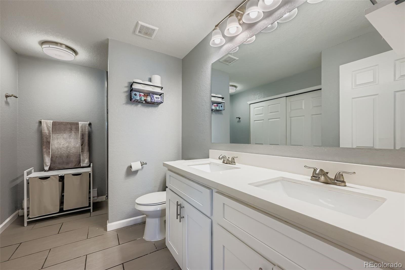 MLS Image #15 for 17422 e arizona avenue,aurora, Colorado