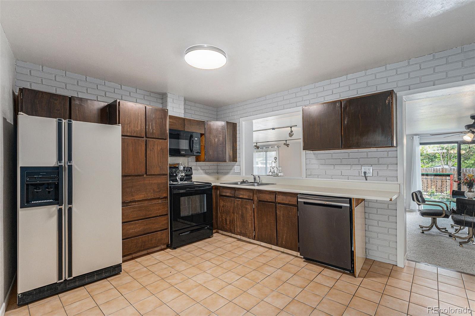 MLS Image #7 for 7644  wyandot street,denver, Colorado