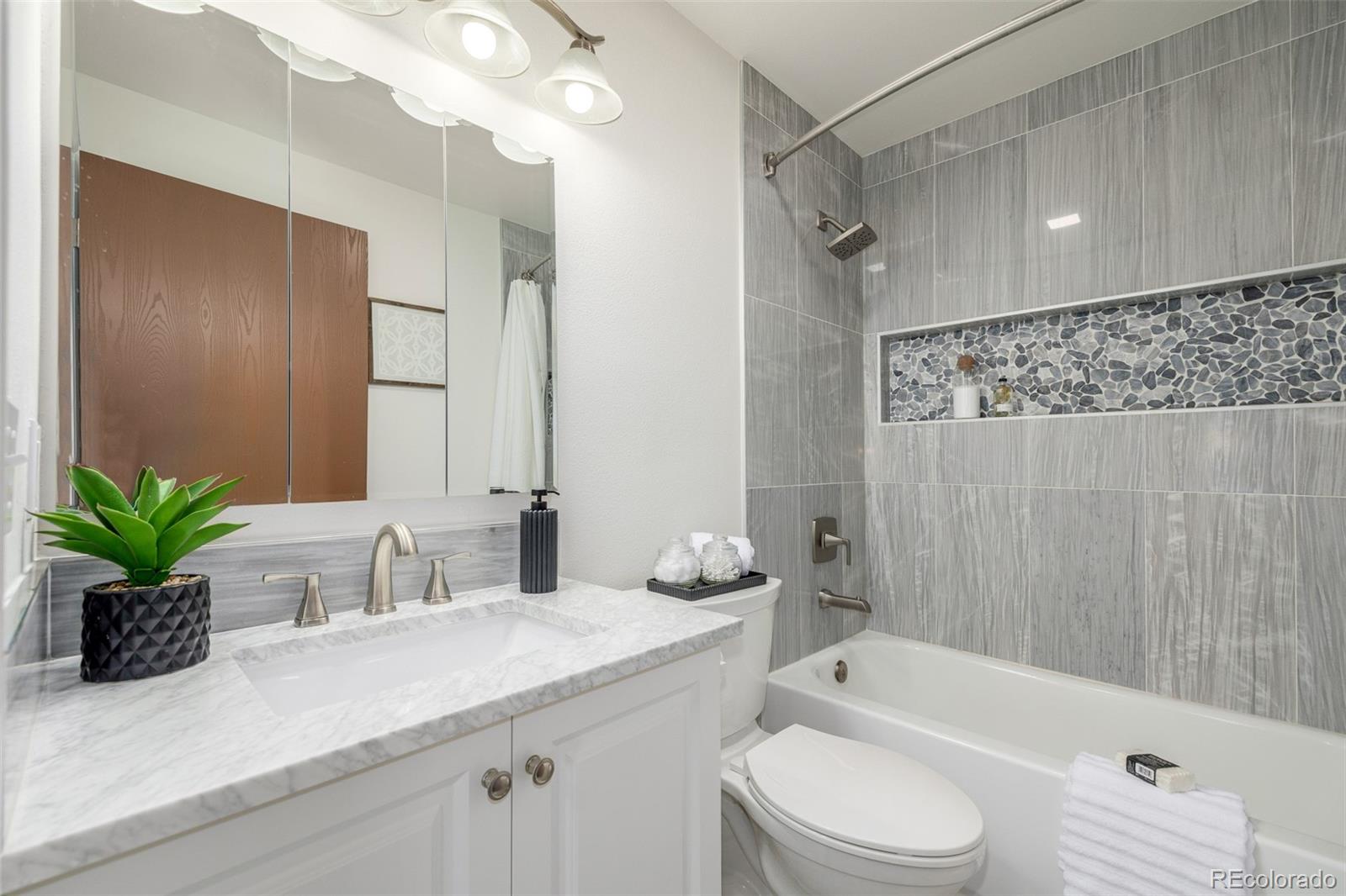 MLS Image #15 for 9175  clermont drive,thornton, Colorado