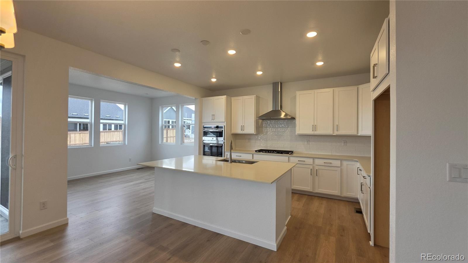 MLS Image #1 for 16998 w 92nd drive,arvada, Colorado