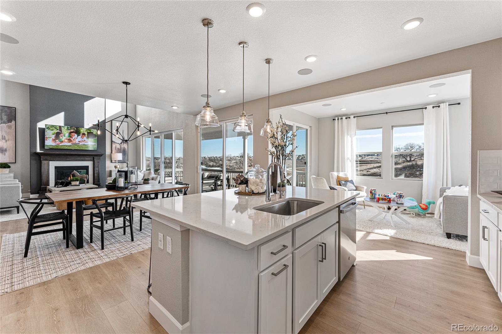 MLS Image #19 for 16998 w 92nd drive,arvada, Colorado