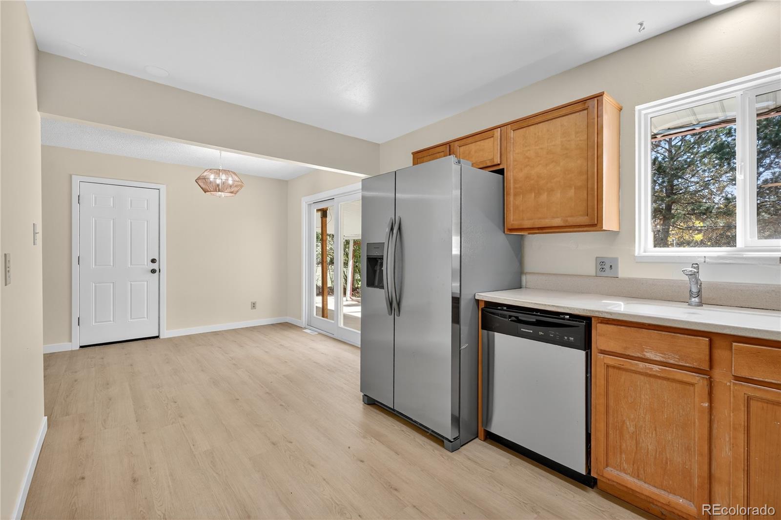 MLS Image #10 for 978 s potomac way,aurora, Colorado