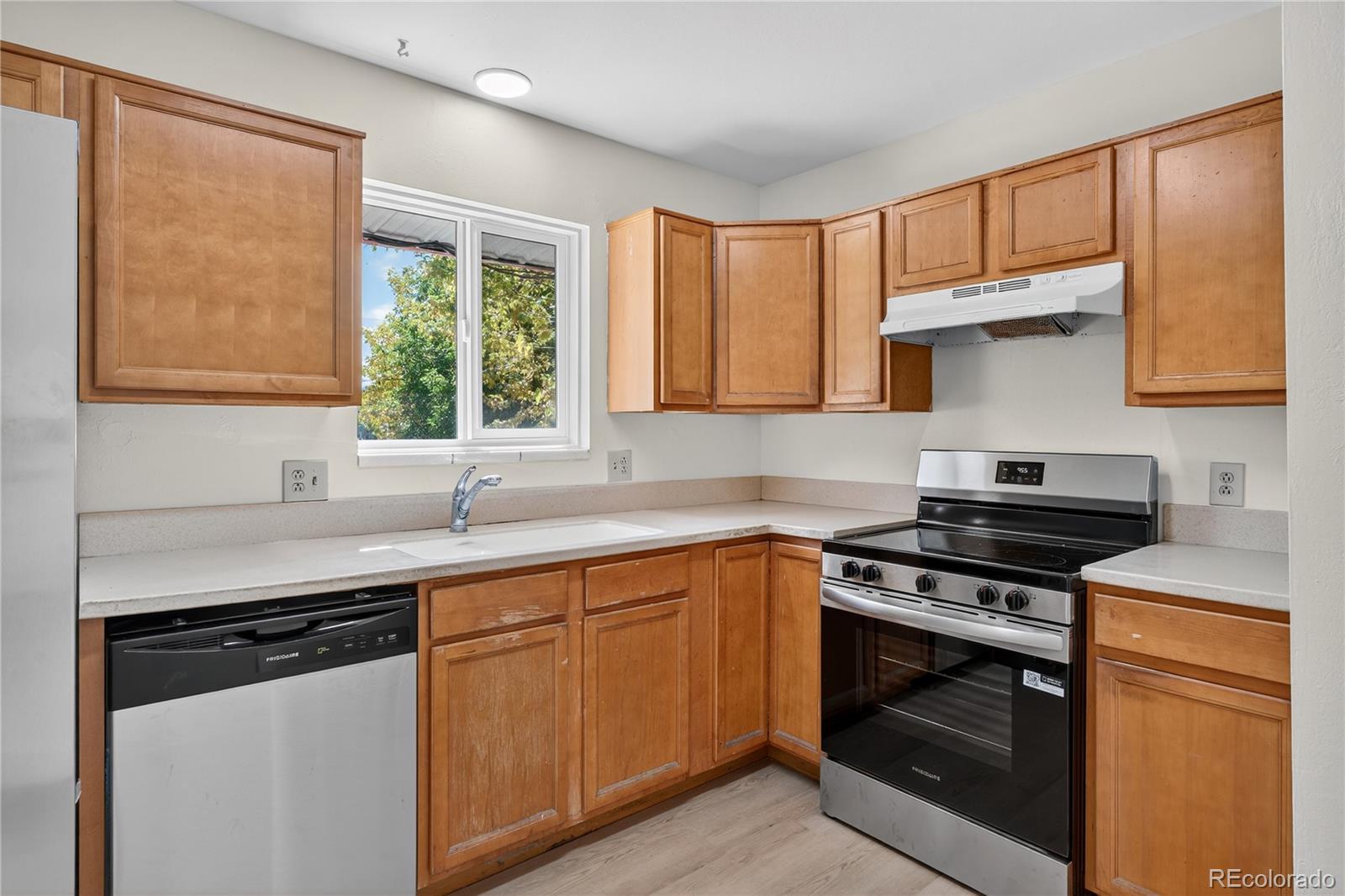 MLS Image #8 for 978 s potomac way,aurora, Colorado