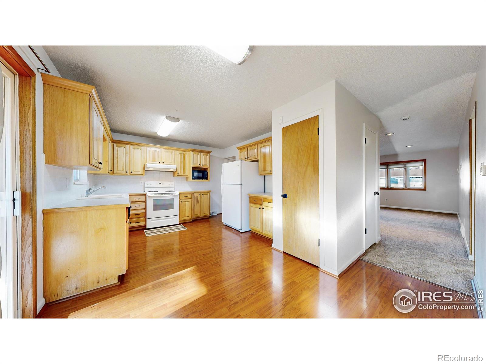 MLS Image #6 for 3122 w 5th street,greeley, Colorado