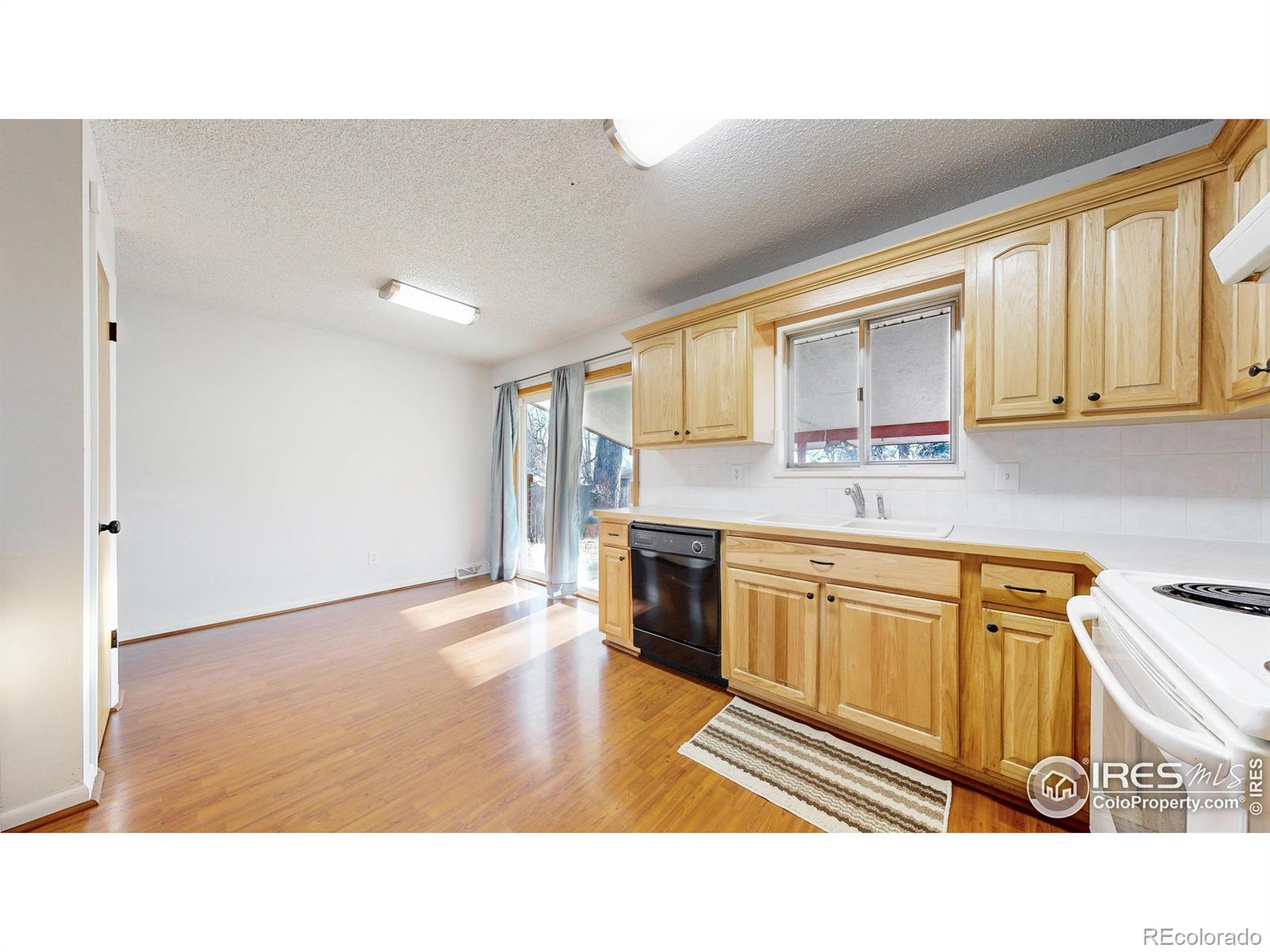 MLS Image #9 for 3122 w 5th street,greeley, Colorado