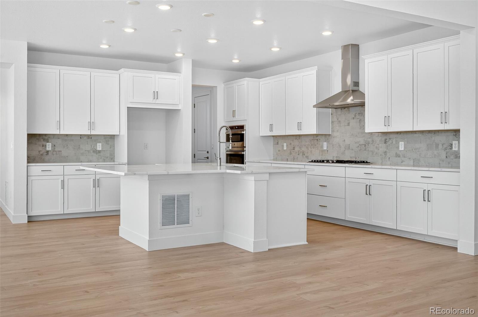 MLS Image #10 for 3438  backdrop court,castle rock, Colorado