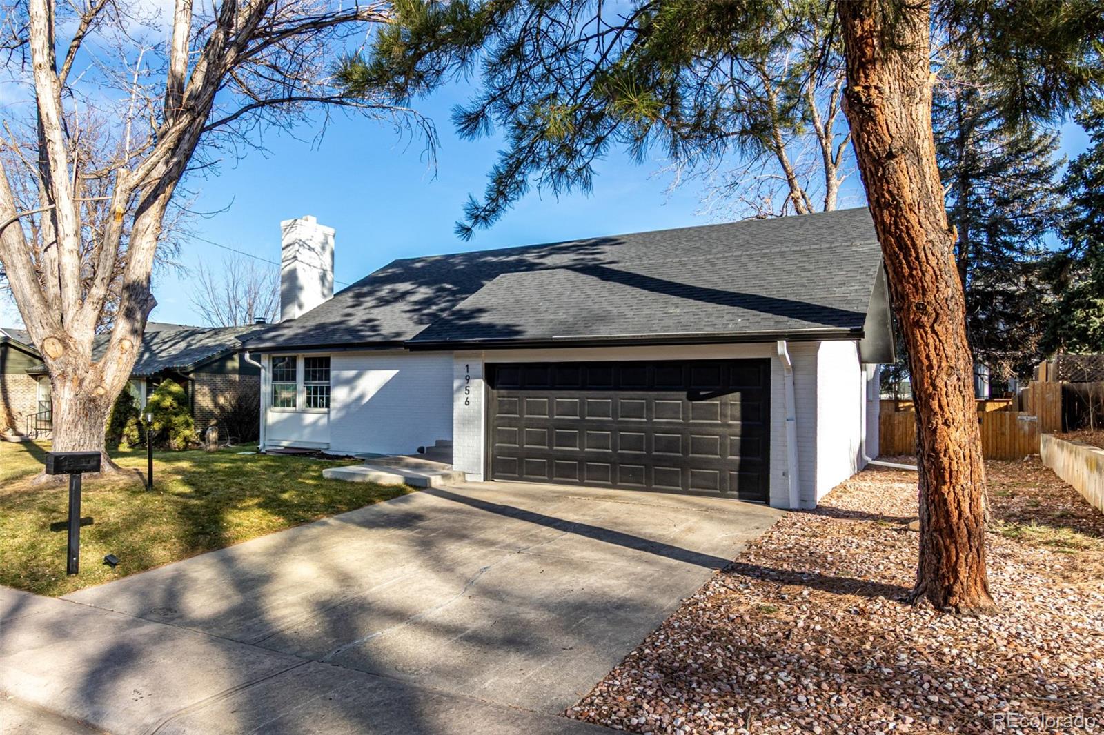 MLS Image #1 for 1956 s poplar street,denver, Colorado