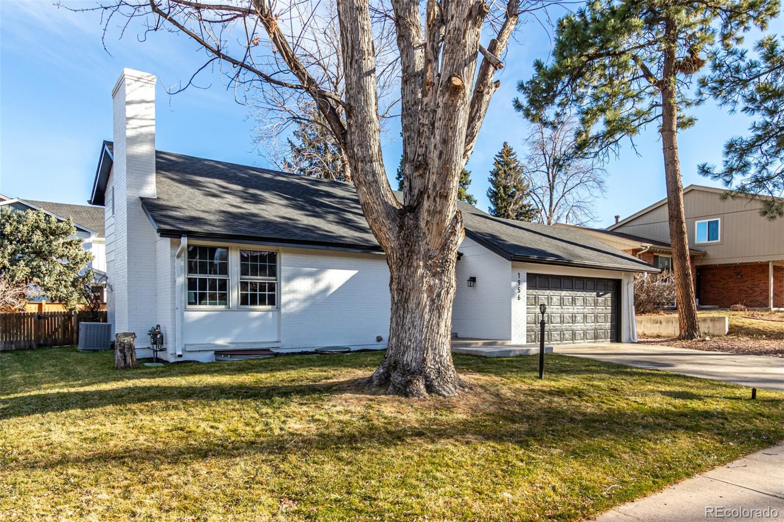 MLS Image #2 for 1956 s poplar street,denver, Colorado