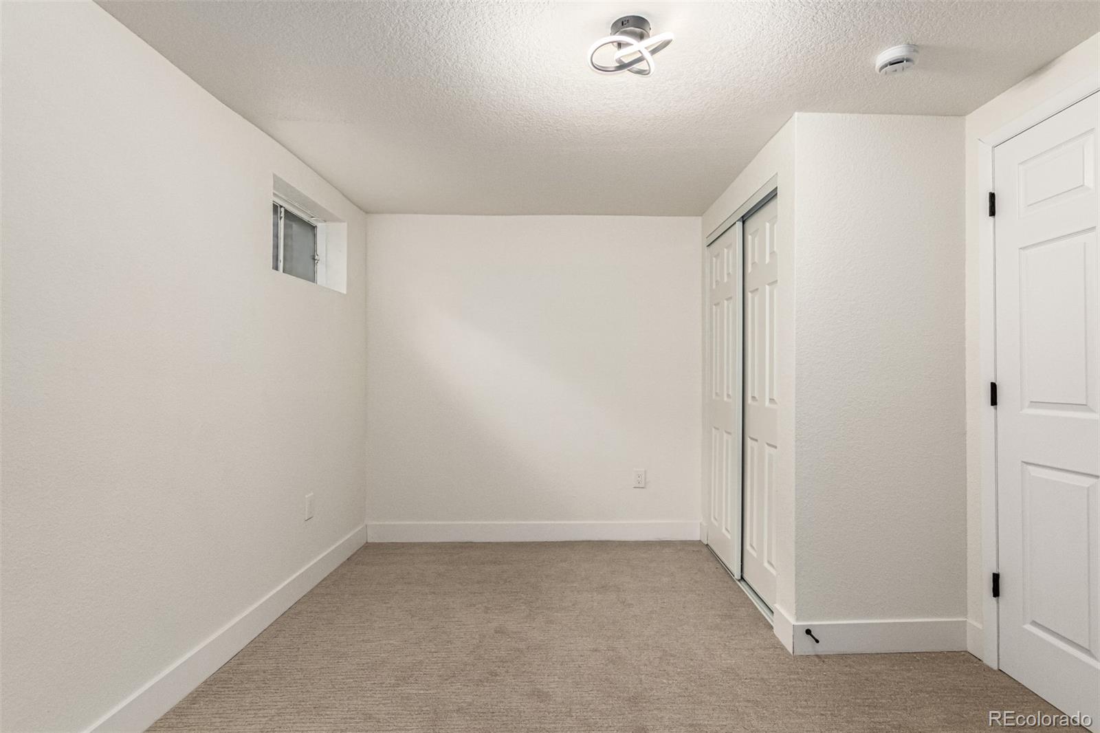 MLS Image #33 for 1956 s poplar street,denver, Colorado