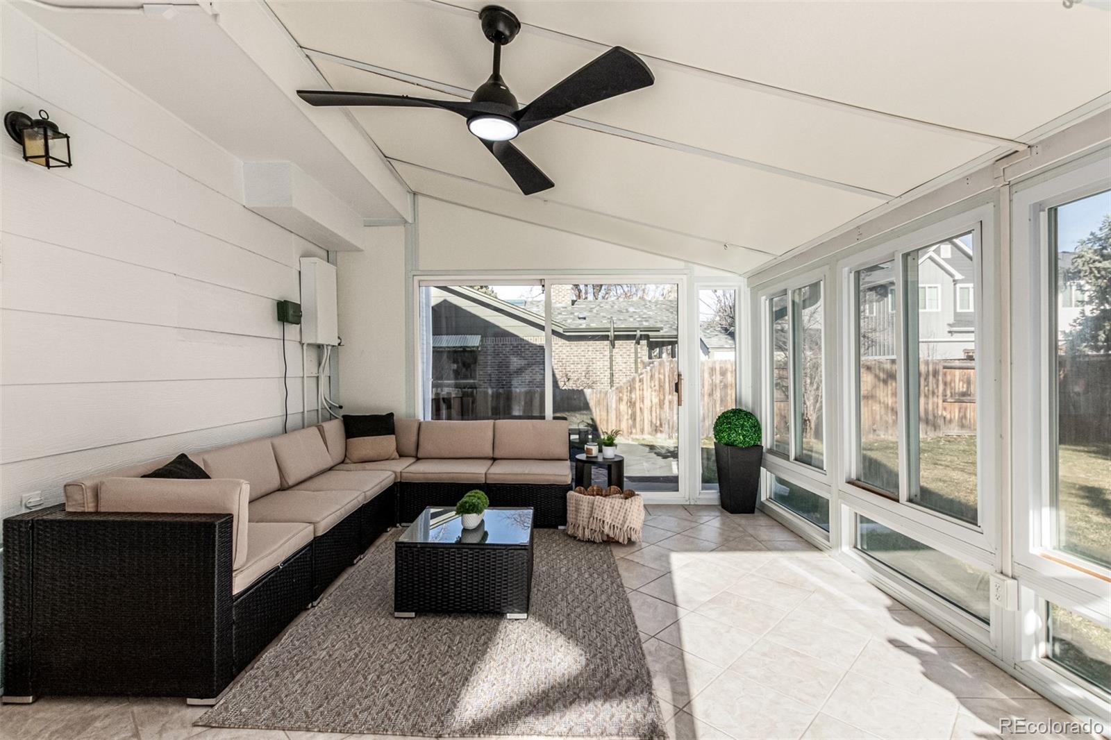 MLS Image #8 for 1956 s poplar street,denver, Colorado