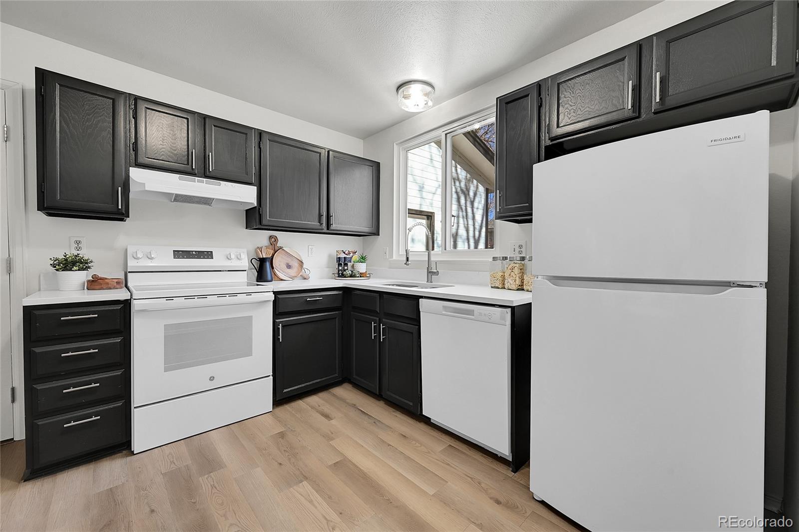 MLS Image #8 for 19466 e purdue place,aurora, Colorado