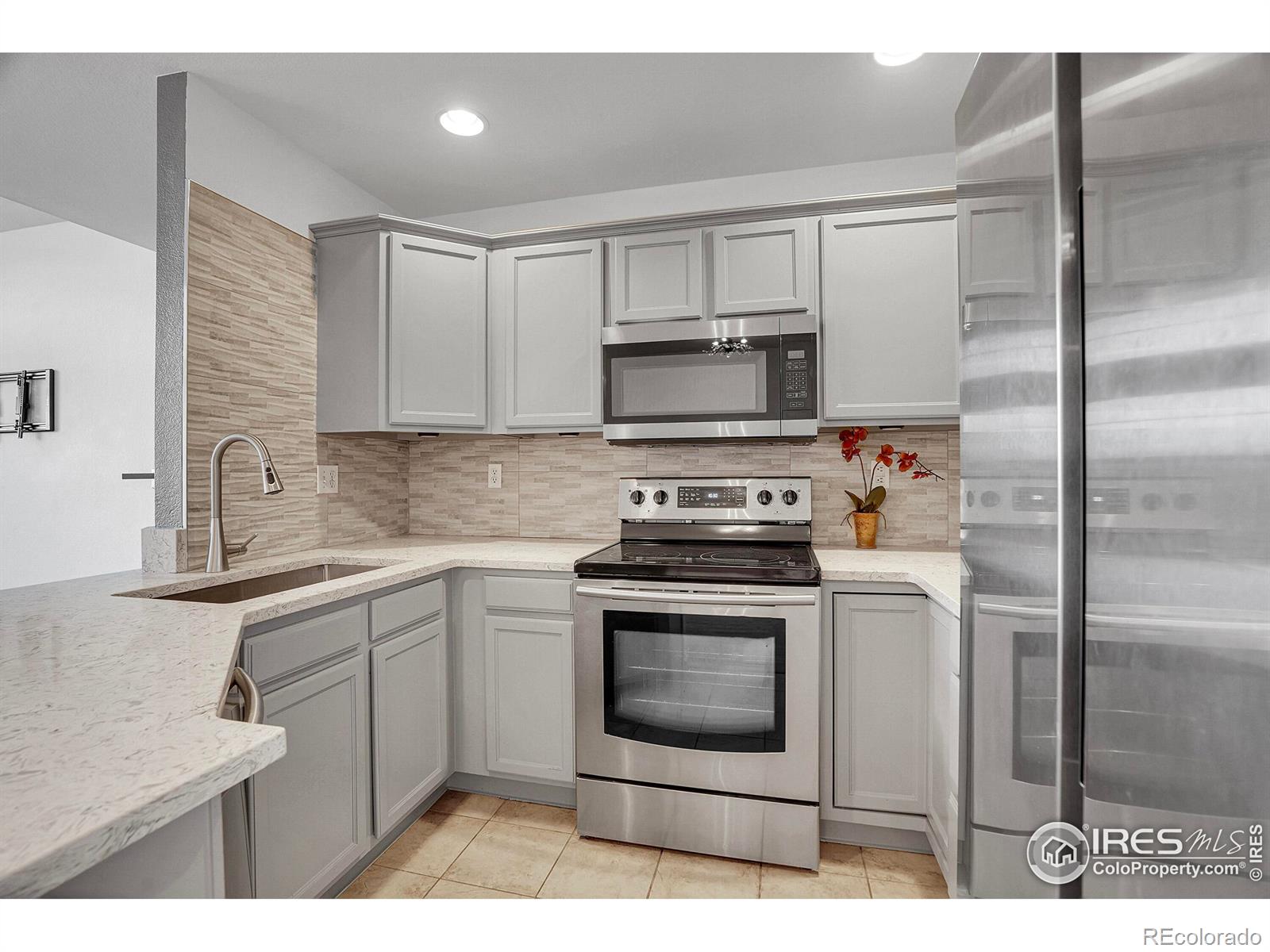 MLS Image #7 for 2408  concord circle,lafayette, Colorado