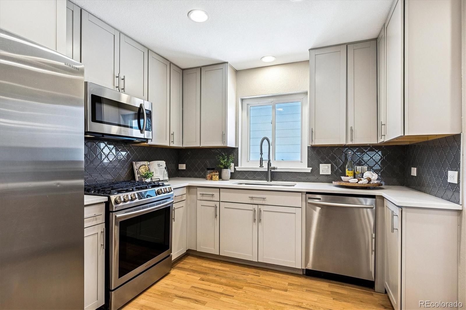 MLS Image #16 for 2865  hudson street,denver, Colorado