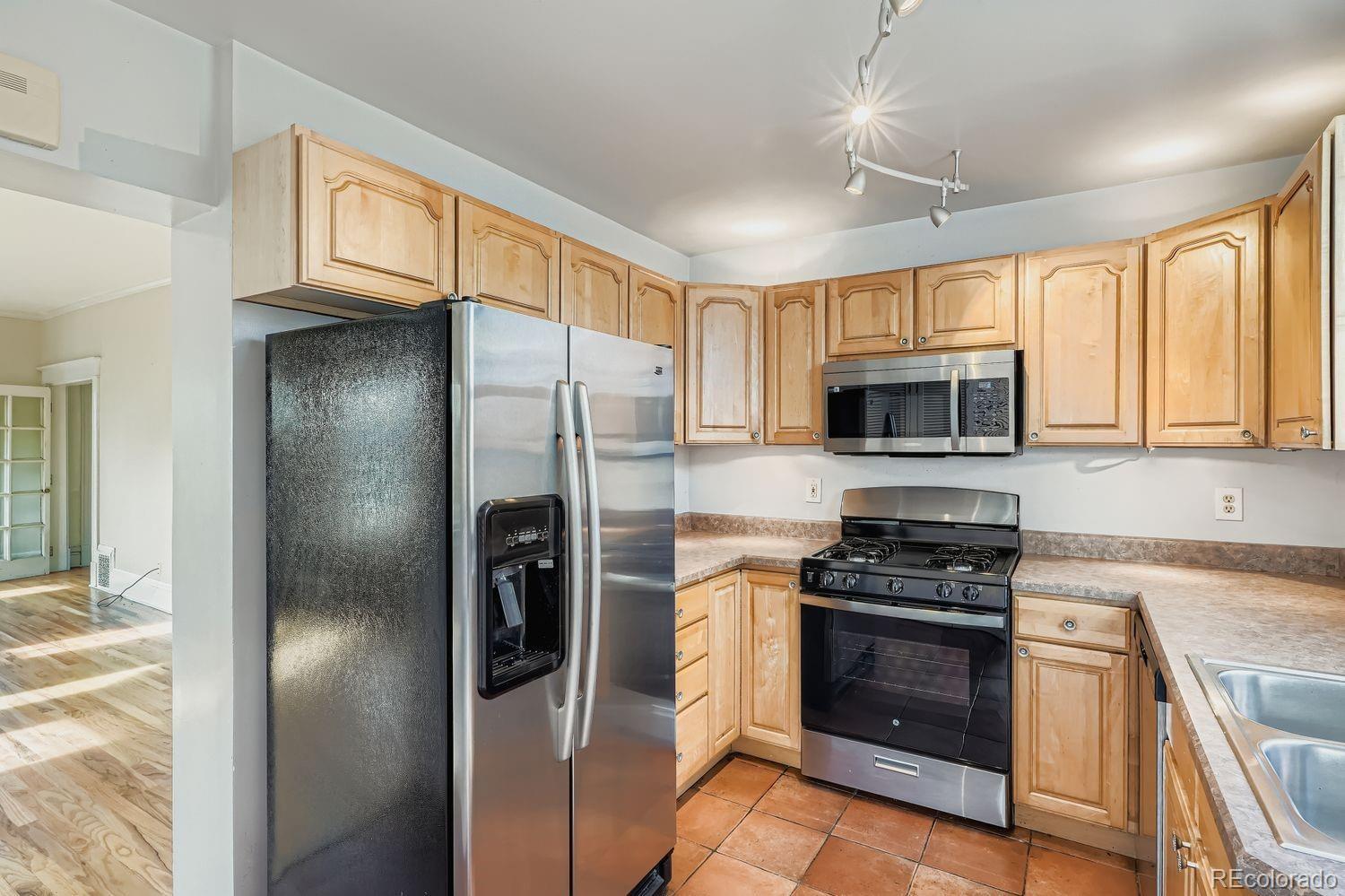 MLS Image #8 for 1592 s ogden street,denver, Colorado