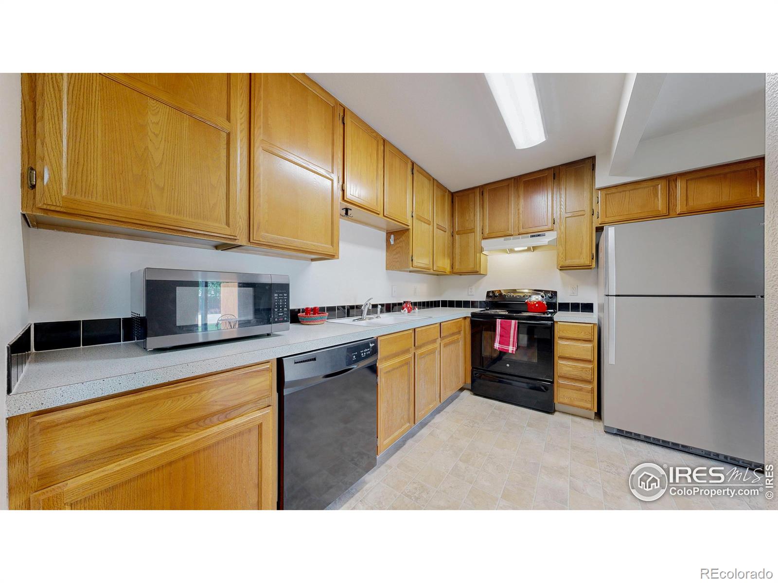MLS Image #5 for 713  apple court,windsor, Colorado
