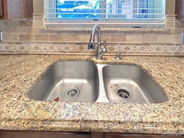 MLS Image #12 for 2331 s holly place,denver, Colorado