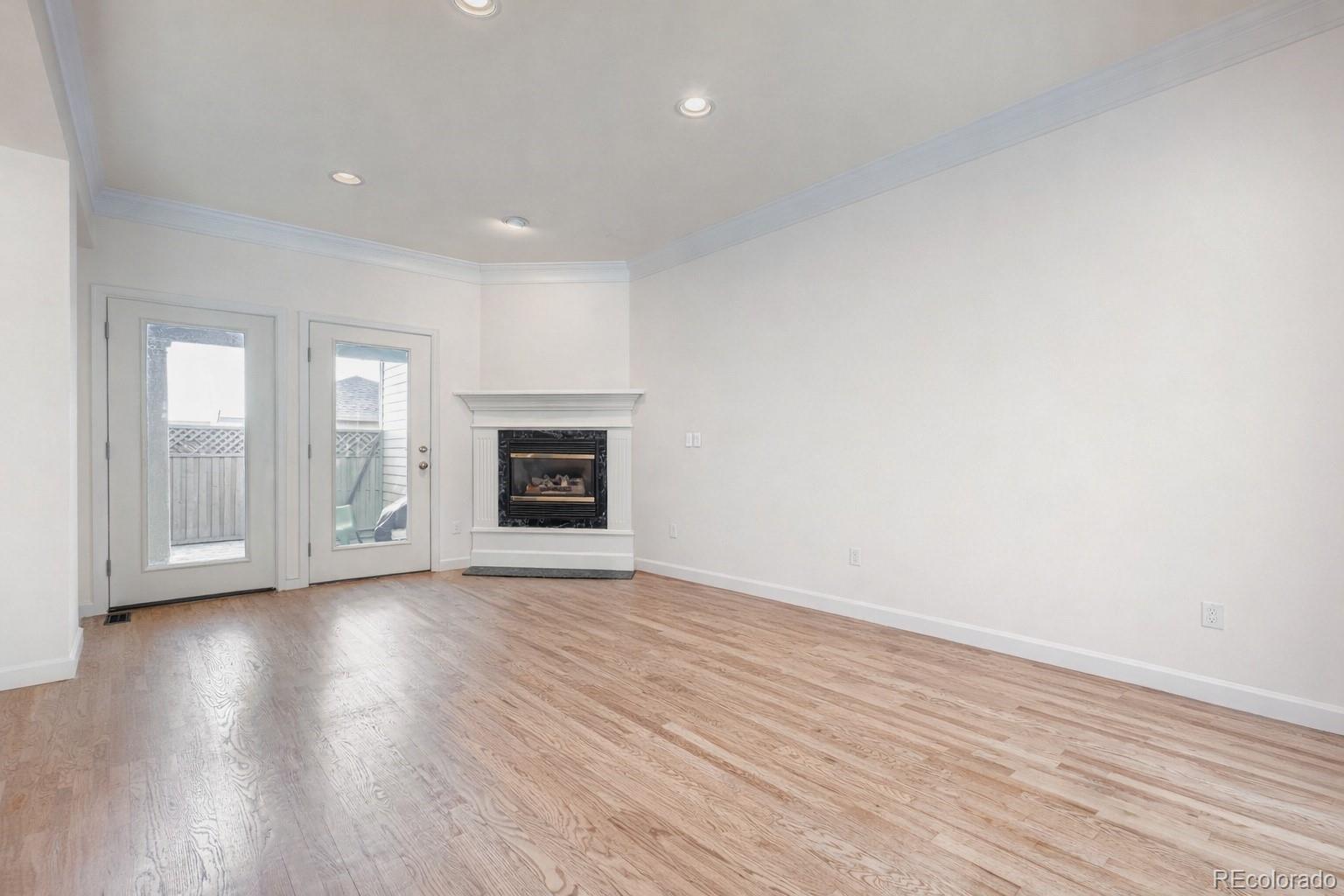MLS Image #3 for 943  jersey street,denver, Colorado