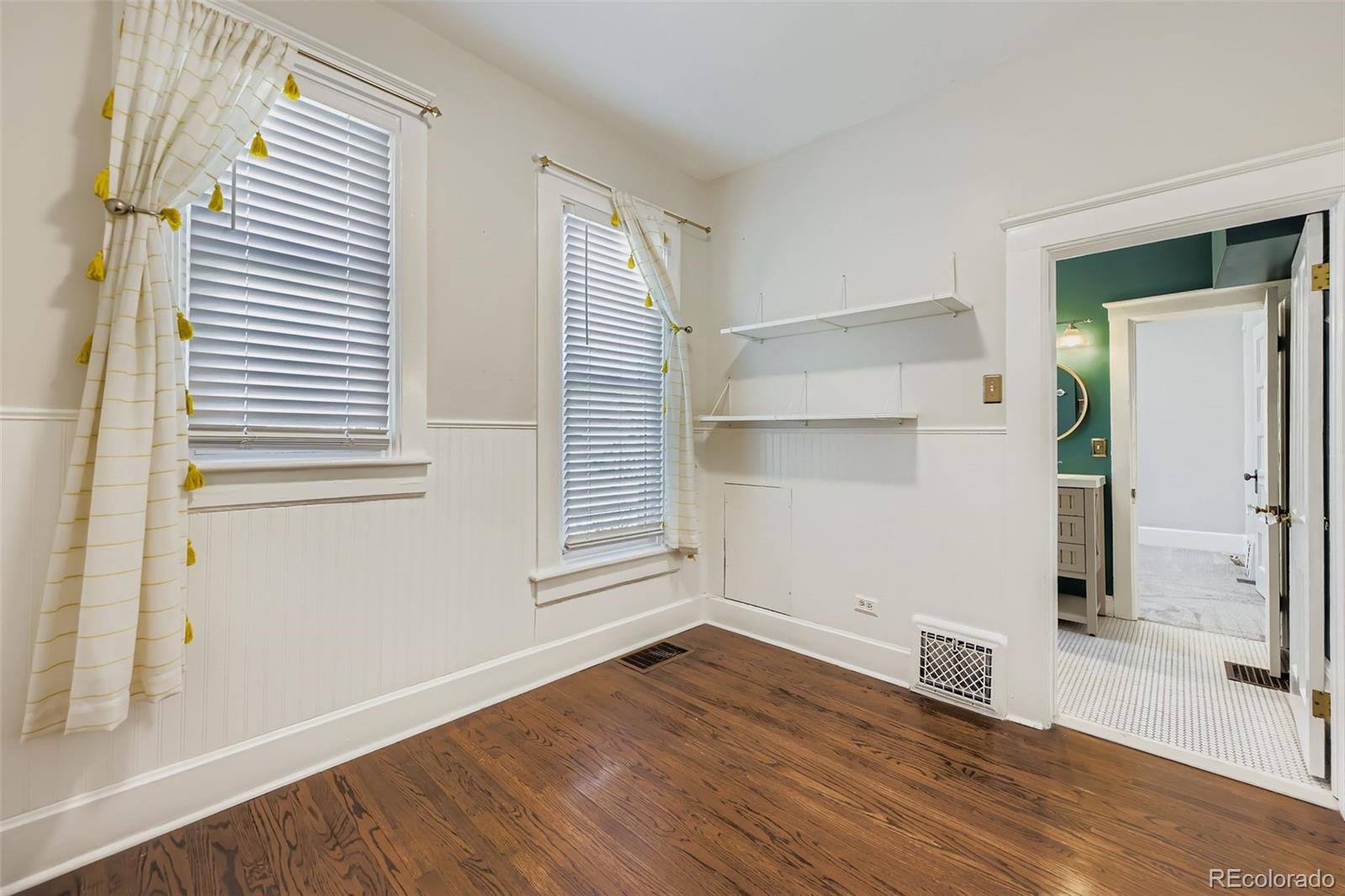 MLS Image #19 for 857 s grant street,denver, Colorado