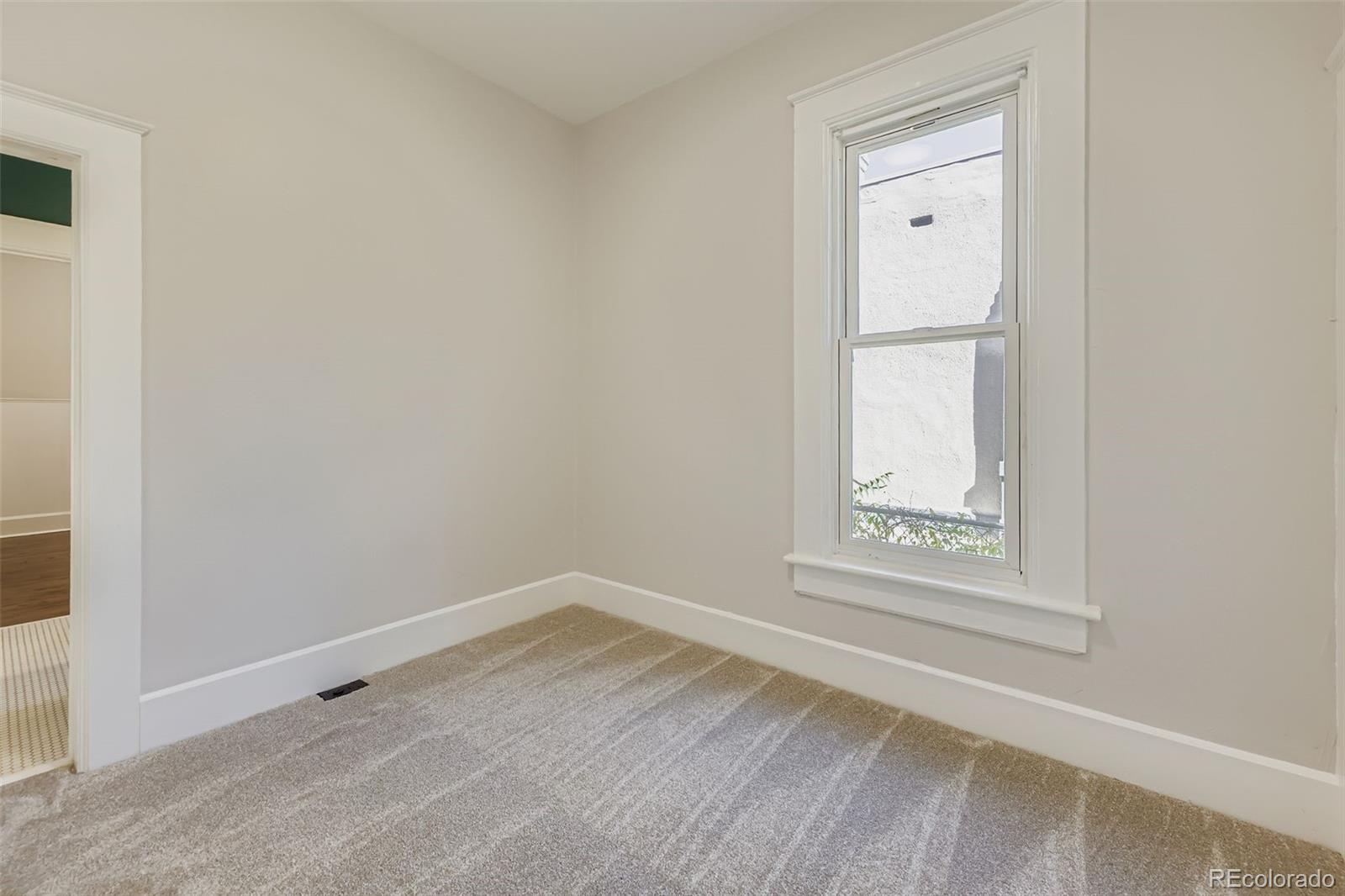 MLS Image #20 for 857 s grant street,denver, Colorado
