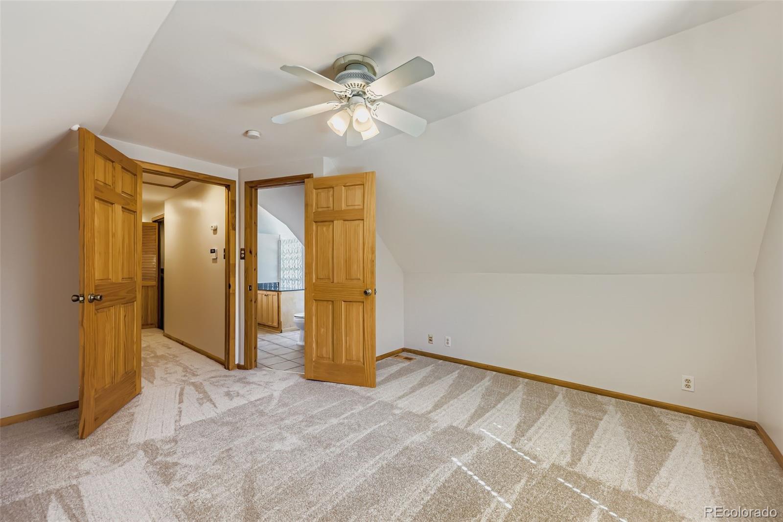 MLS Image #22 for 857 s grant street,denver, Colorado