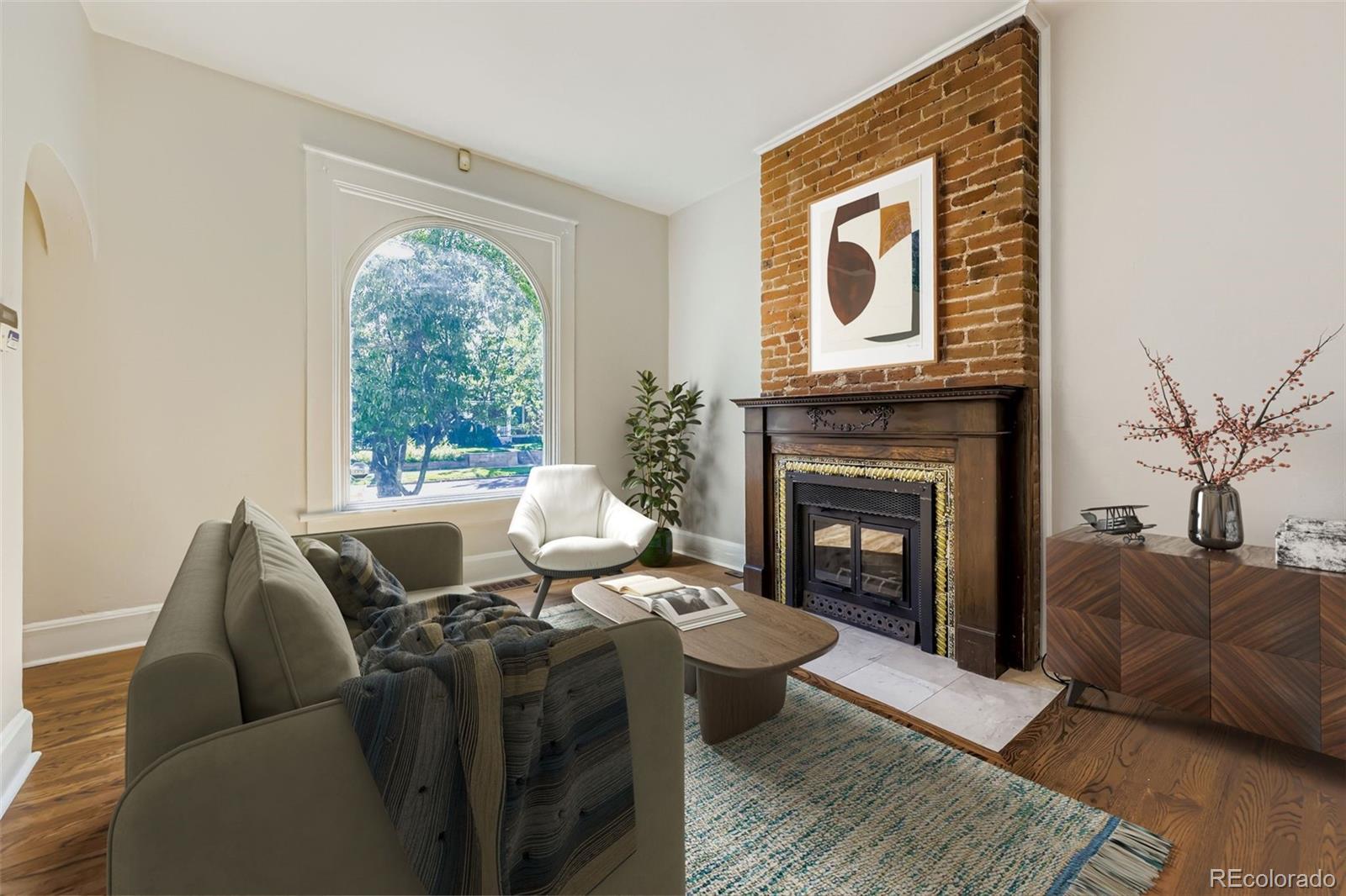 MLS Image #4 for 857 s grant street,denver, Colorado