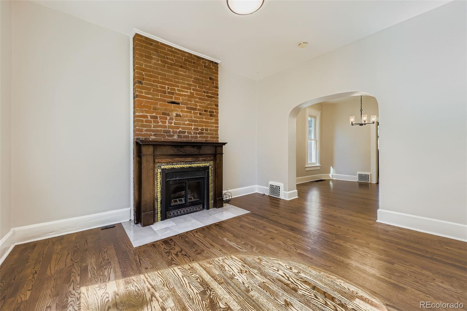 MLS Image #5 for 857 s grant street,denver, Colorado
