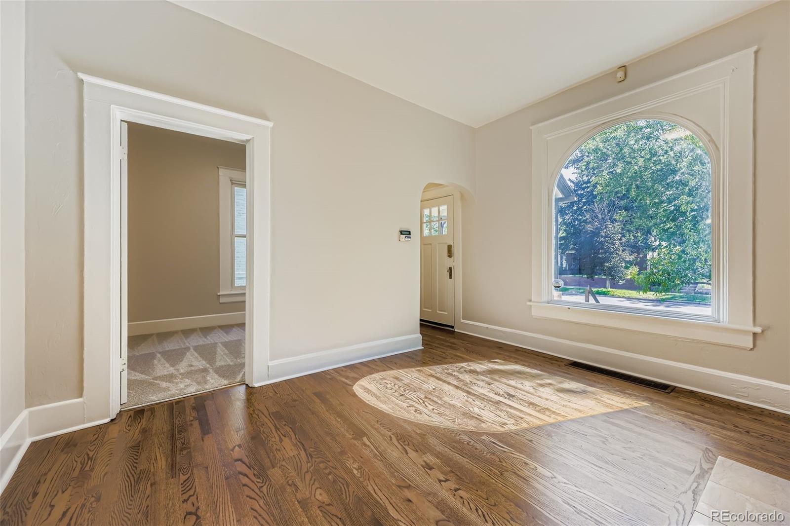 MLS Image #6 for 857 s grant street,denver, Colorado