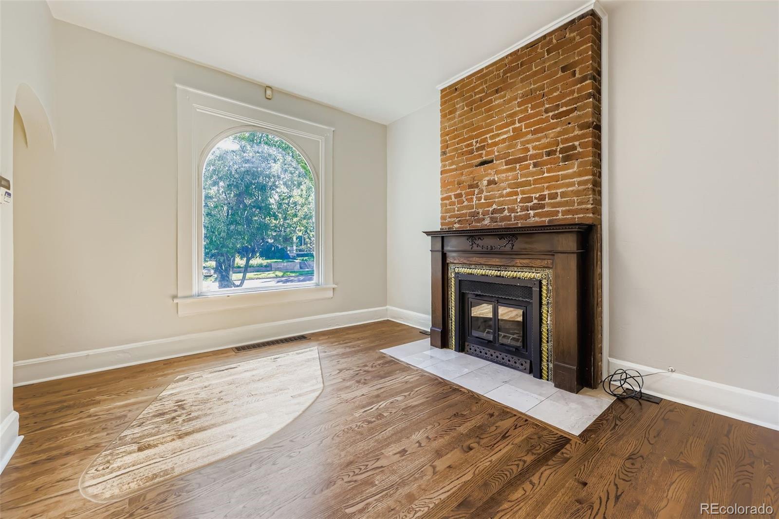 MLS Image #7 for 857 s grant street,denver, Colorado