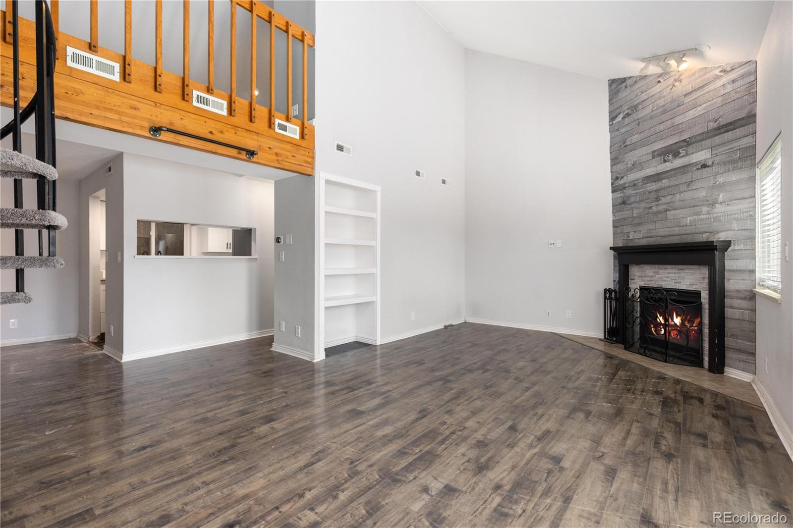 MLS Image #3 for 301 w lehow avenue 11,englewood, Colorado