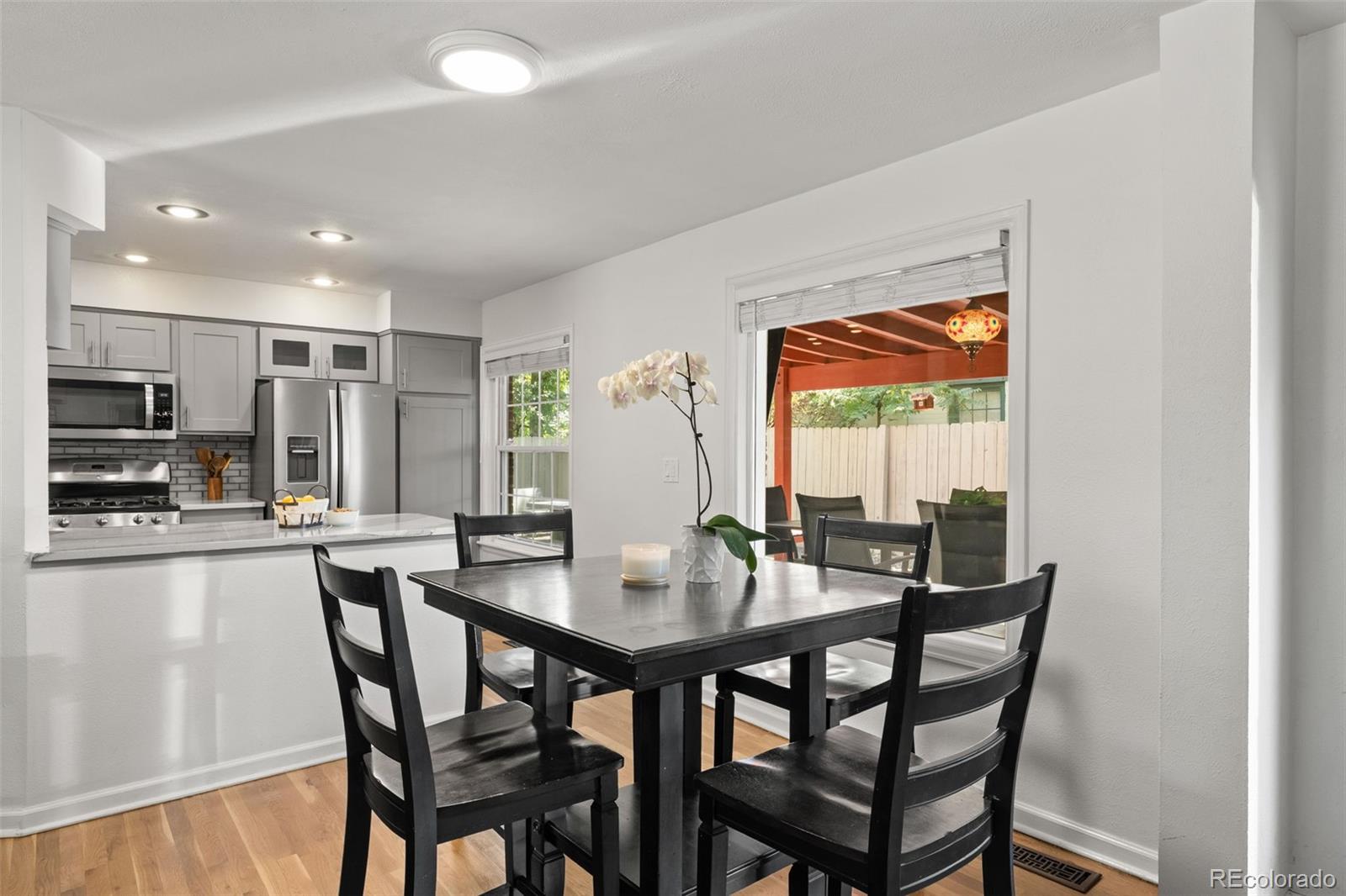 MLS Image #7 for 7030 e 7th avenue,denver, Colorado