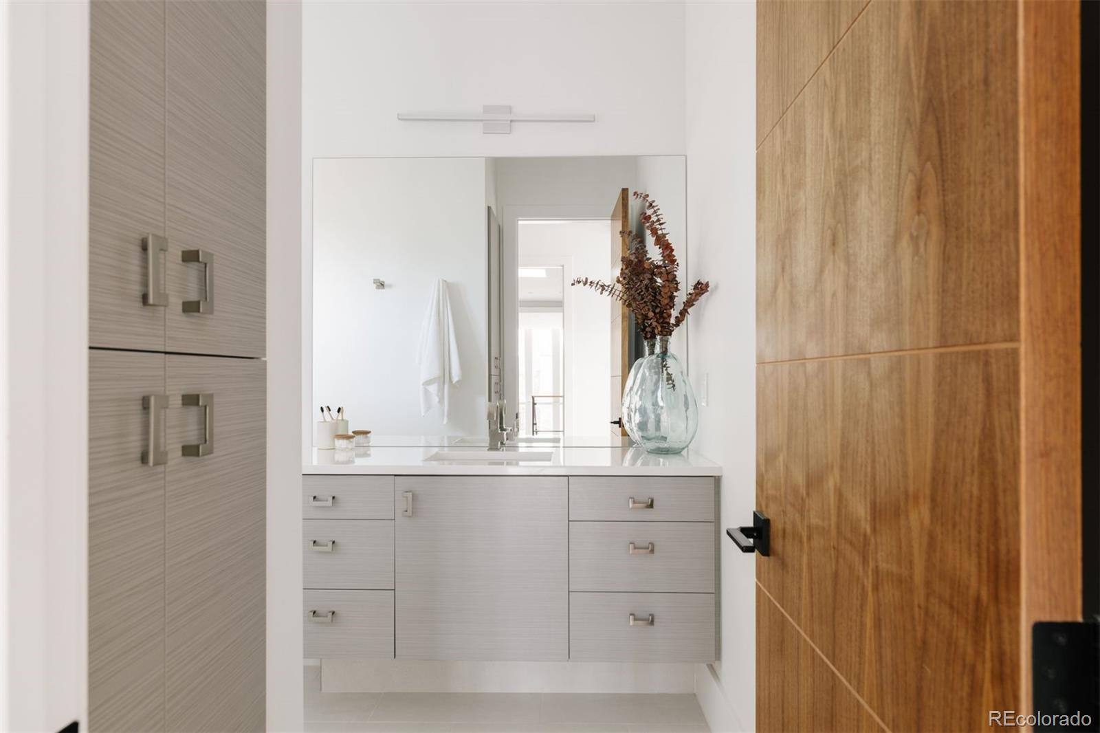 MLS Image #27 for 164 s fairfax street,denver, Colorado