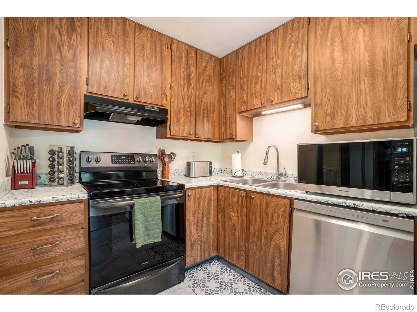 MLS Image #4 for 1640  kirkwood drive,fort collins, Colorado