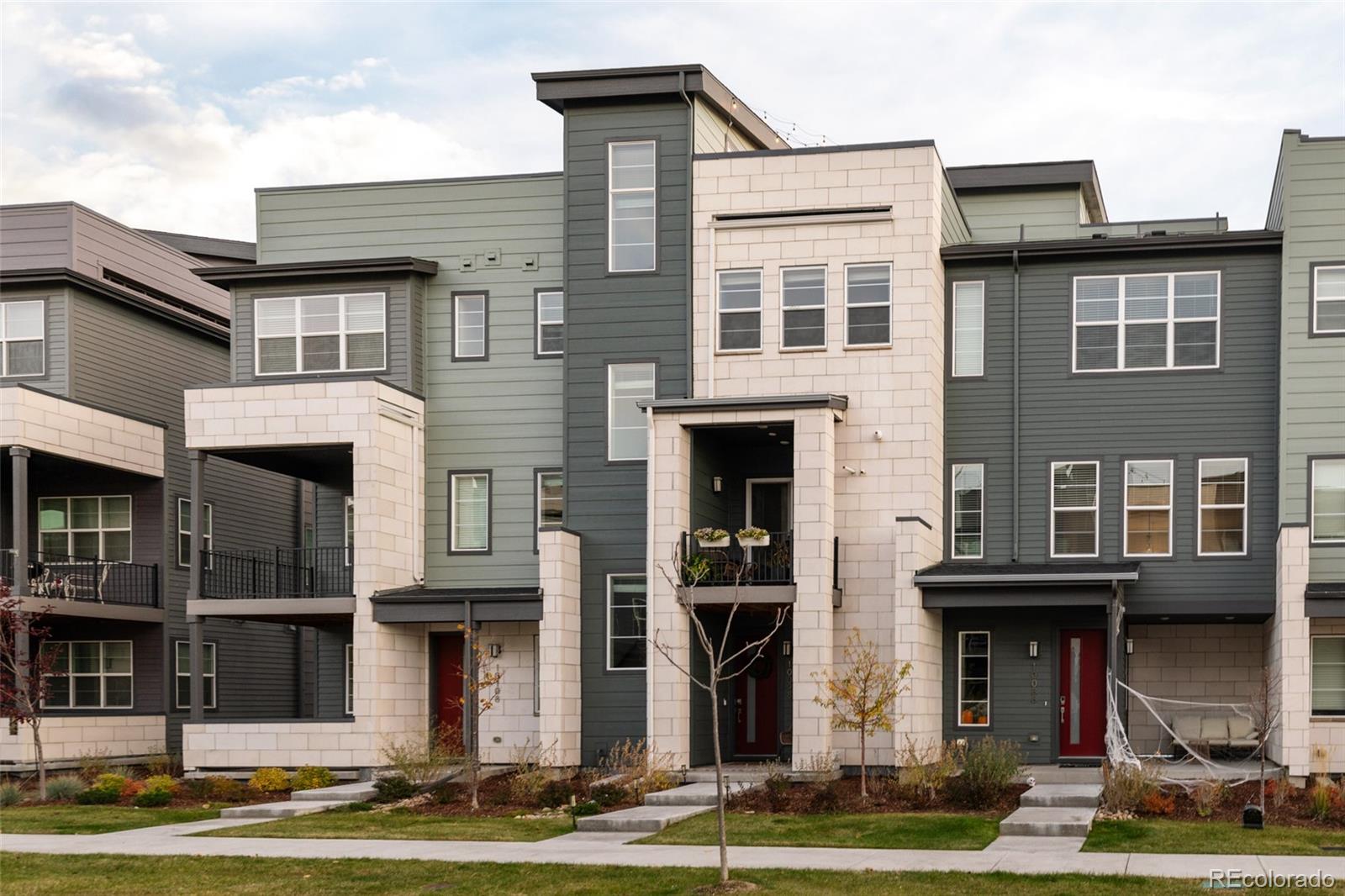 MLS Image #1 for 10098 e 62nd avenue ,denver, Colorado