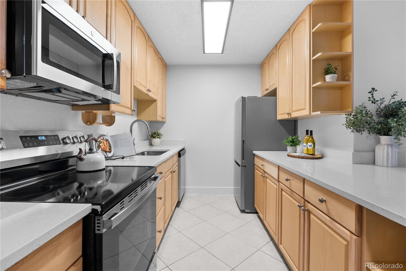 MLS Image #10 for 2225 s jasmine street 103,denver, Colorado