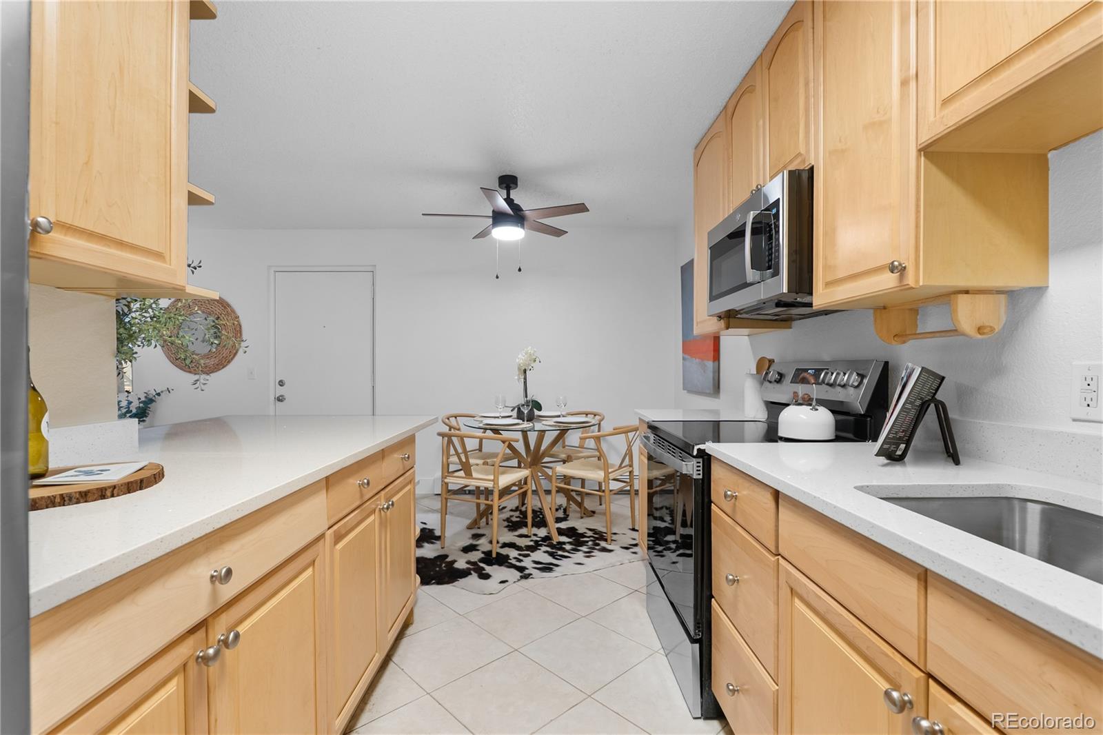 MLS Image #12 for 2225 s jasmine street 103,denver, Colorado