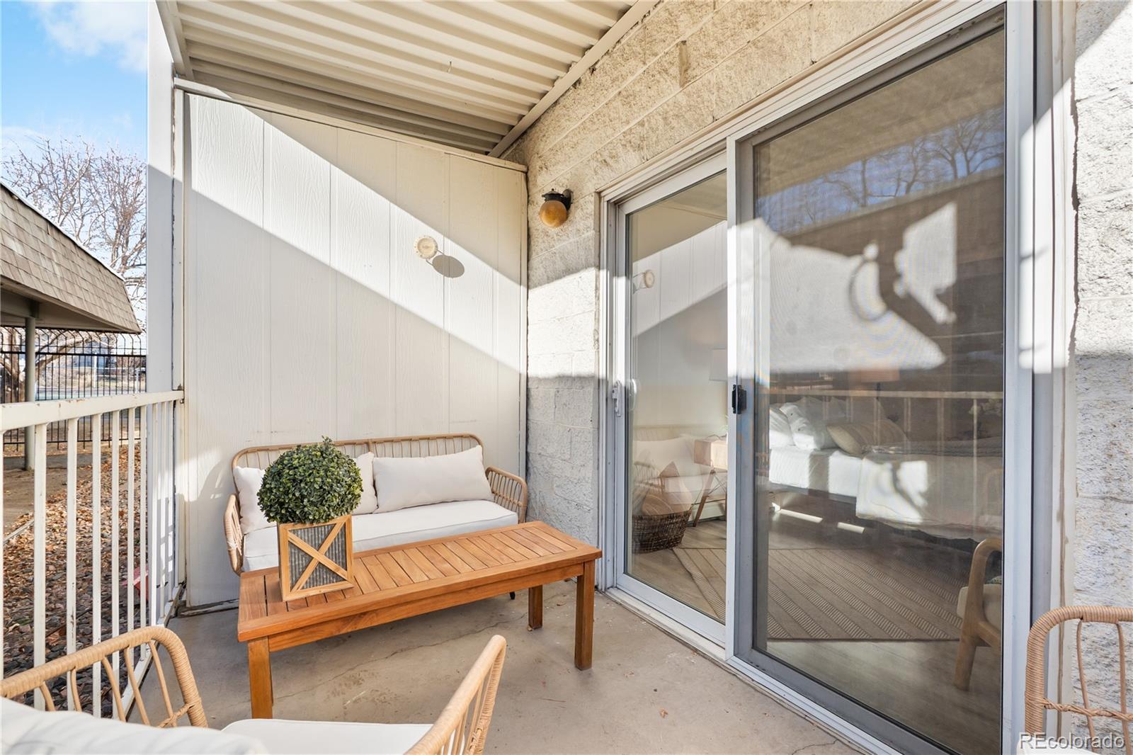 MLS Image #19 for 2225 s jasmine street 103,denver, Colorado