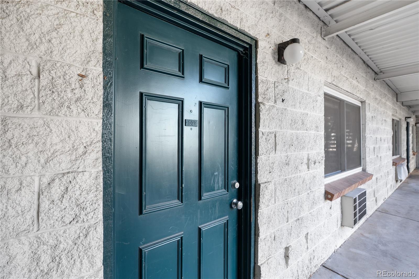 MLS Image #25 for 2225 s jasmine street 103,denver, Colorado
