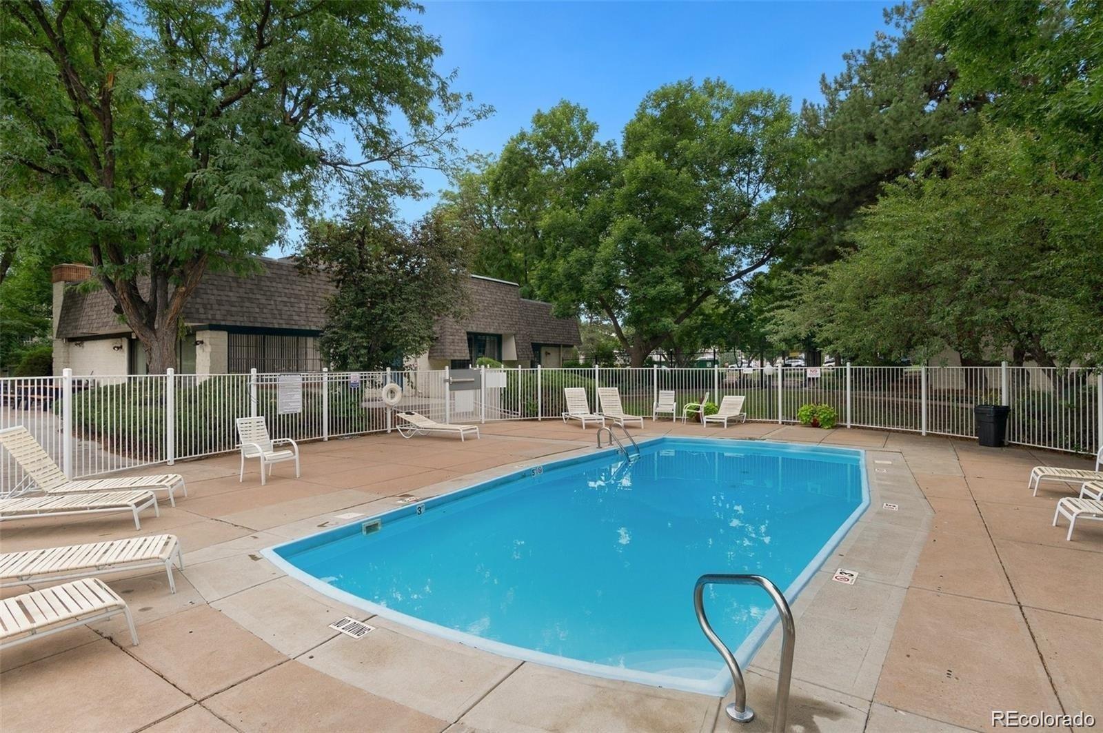 MLS Image #28 for 2225 s jasmine street 103,denver, Colorado