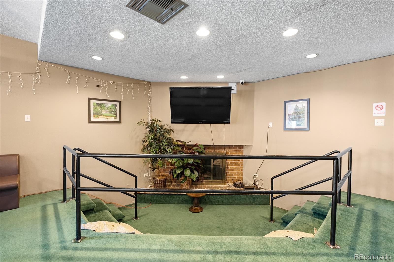 MLS Image #30 for 2225 s jasmine street 103,denver, Colorado