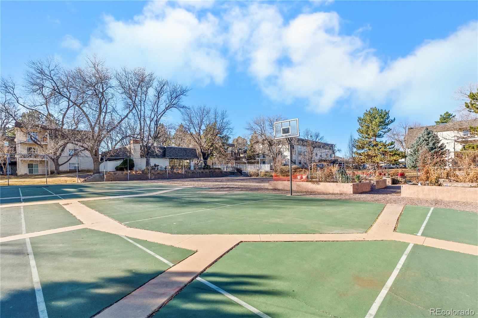 MLS Image #38 for 2225 s jasmine street 103,denver, Colorado