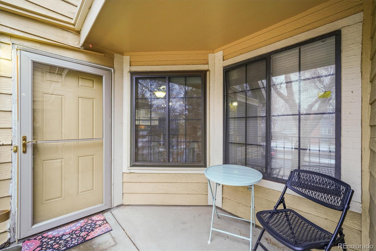 MLS Image #2 for 970 s dahlia street,denver, Colorado